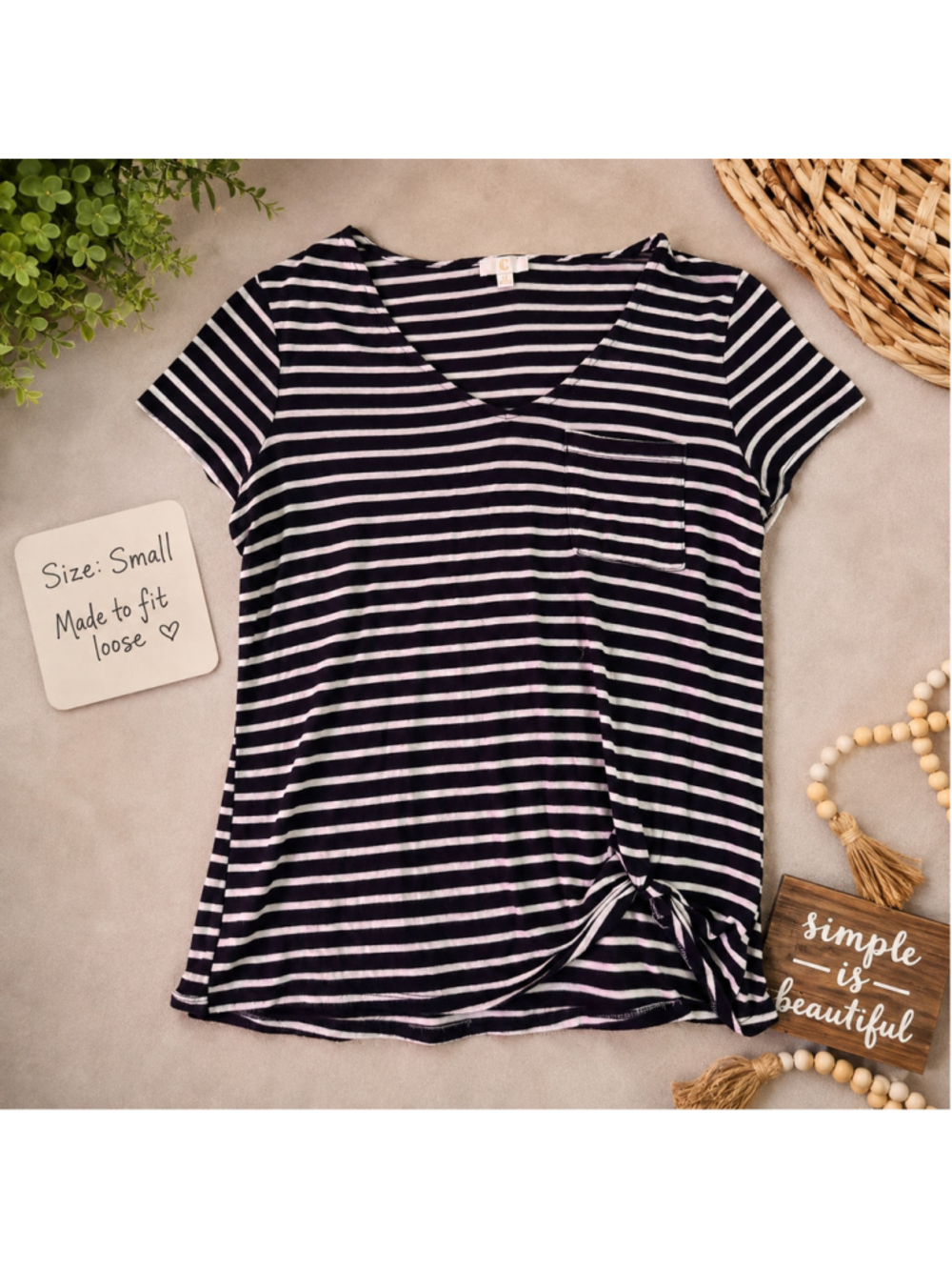 Women's Cato Fashion Striped Short Sleeve V-Neck Pocket Tee Black White Size S